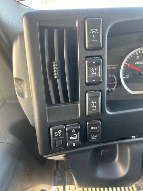 
								2023 Chevrolet 5500XD LCF full									