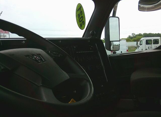 
								2022 Western Star 49X full									