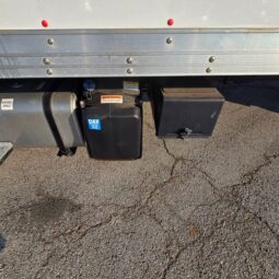 
										2023 Freightliner M2 106 full									