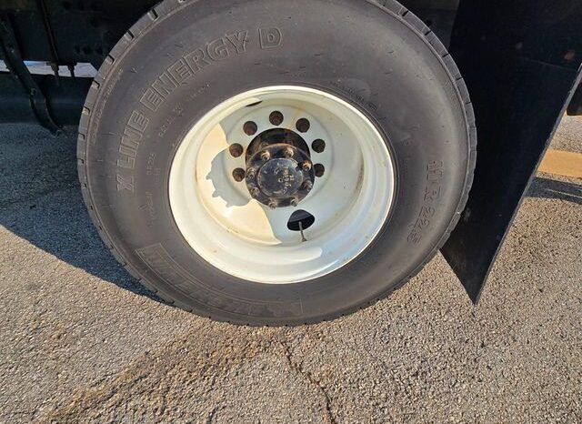 
								2023 Freightliner M2 106 full									