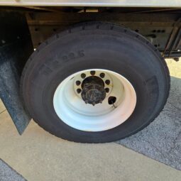 
										2023 Freightliner M2 106 full									