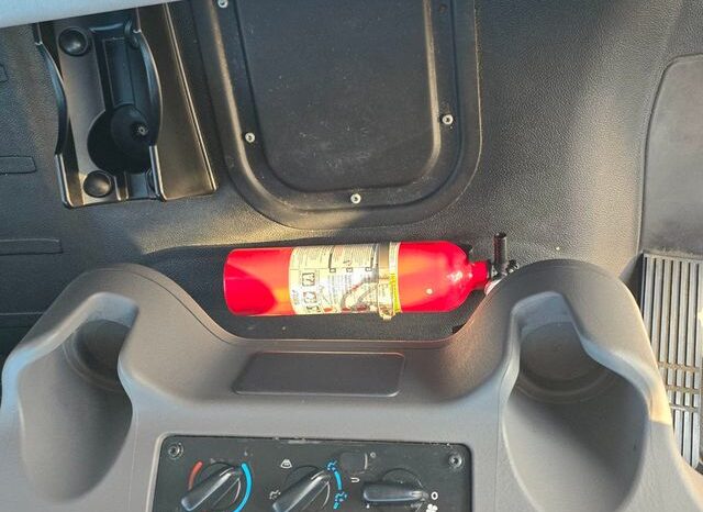 
								2023 Freightliner M2 106 full									