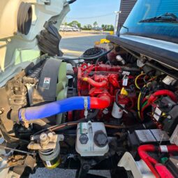 
										2023 Freightliner M2 106 full									