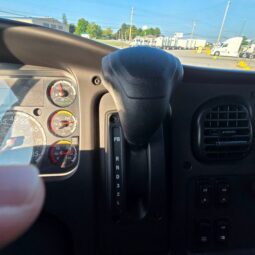 
										2023 Freightliner M2 106 full									