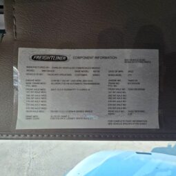 
										2023 Freightliner M2 106 full									