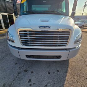 2023 Freightliner M2 106