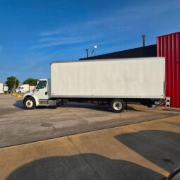 
										2023 Freightliner M2 106 full									