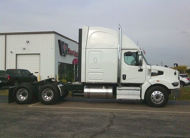 
								2022 Western Star 49XSLP sleeper full									