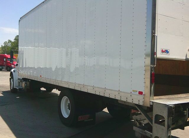 
								2023 Freightliner M2-106 full									