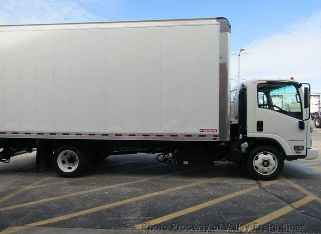 
								2023 Chevrolet 5500 LCF full									