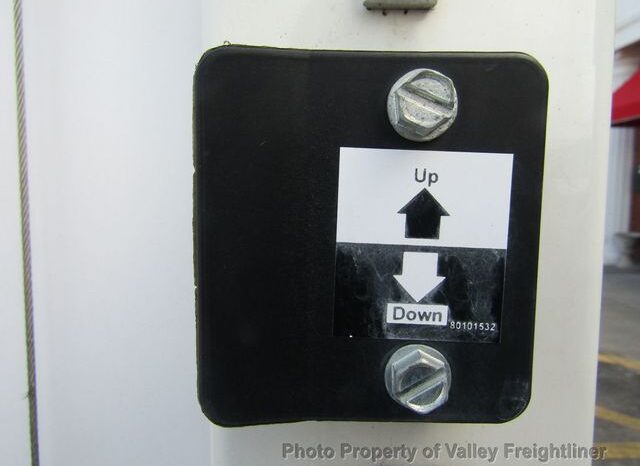 
								2023 Chevrolet 5500 LCF full									