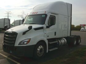2020 Freightliner CA126SLP sleeper