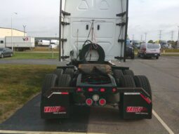 
										2020 Freightliner CA126SLP sleeper full									