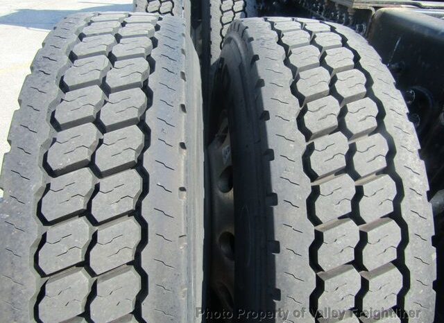 
								2021 Freightliner CASCADIA 116 full									