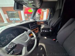 
										2021 Freightliner CASCADIA 126 full									