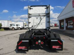 
										2021 Freightliner CASCADIA 126 full									