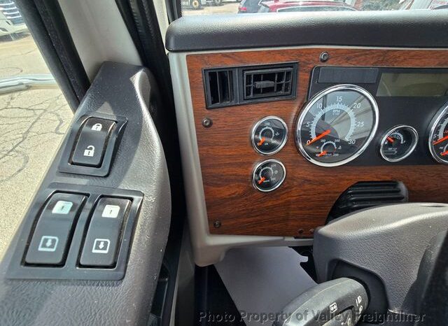 
								2020 Western Star 5700XE full									