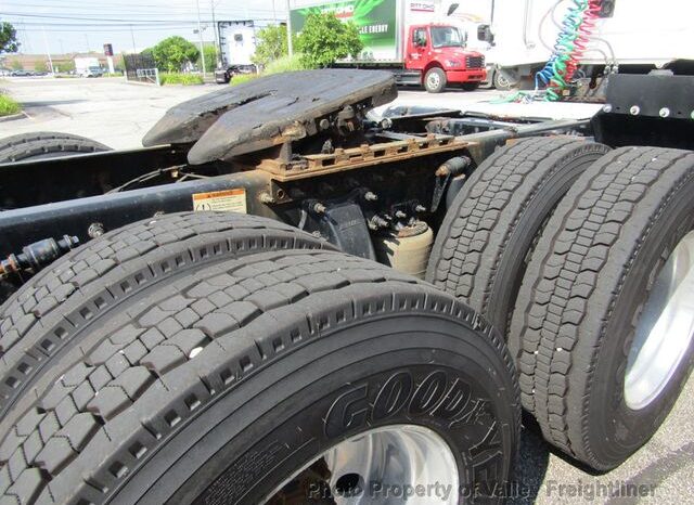 
								2020 Western Star 5700XE full									