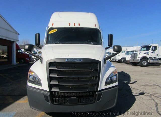 
								2020 Freightliner CASCADIA 126 full									