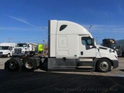 
										2020 Freightliner CASCADIA 126 full									