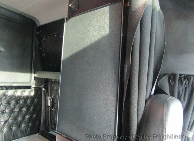 
								2020 Western Star 5700XE full									