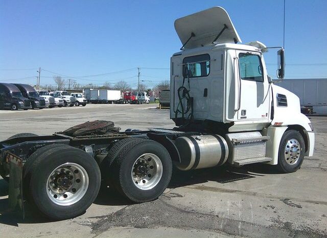 
								2020 Western Star 57XDC daycab full									