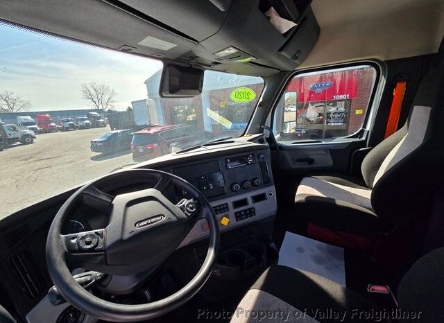 
								2020 Freightliner CASCADIA 126 full									