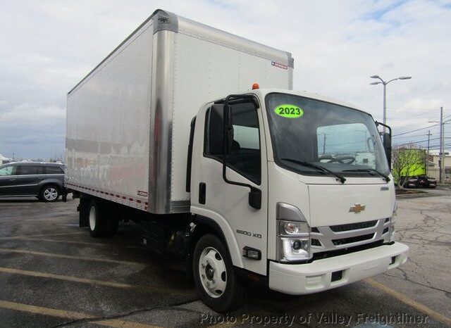 
								2023 Chevrolet 5500 LCF full									