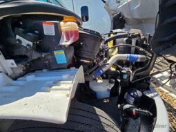 
										2023 Freightliner M2-106 full									