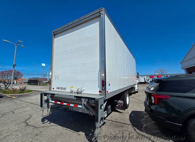 
								2023 Freightliner M2-106 full									