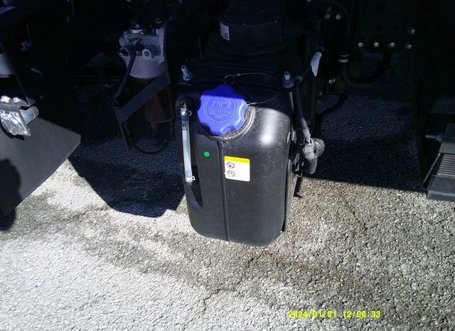 
								2023 Chevrolet 5500XD LCF DIESEL full									