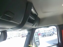 
										2020 Freightliner CA126DC daycab full									