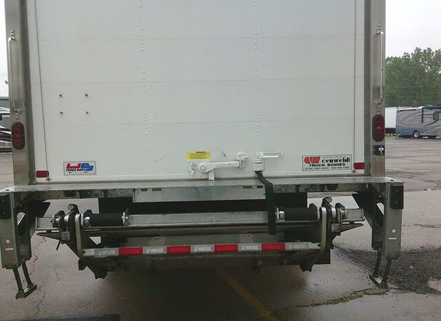 
								2024 Freightliner M2-106 full									