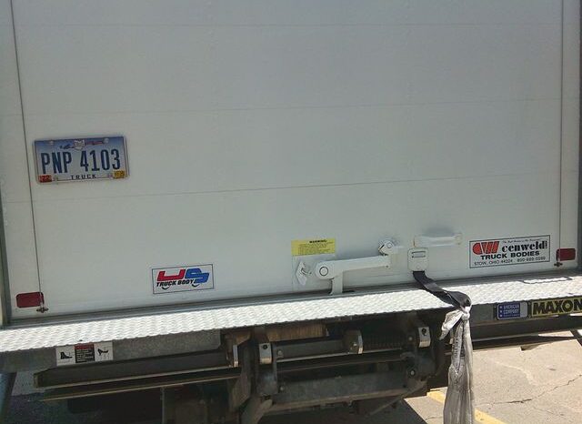 
								2023 Chevrolet 5500XD full									