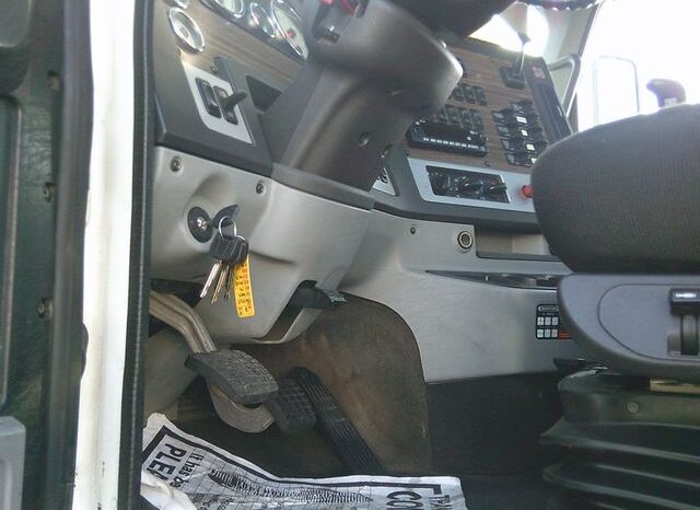 
								2022 Freightliner 122SD full									