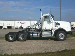 
										2022 Freightliner 122SD full									