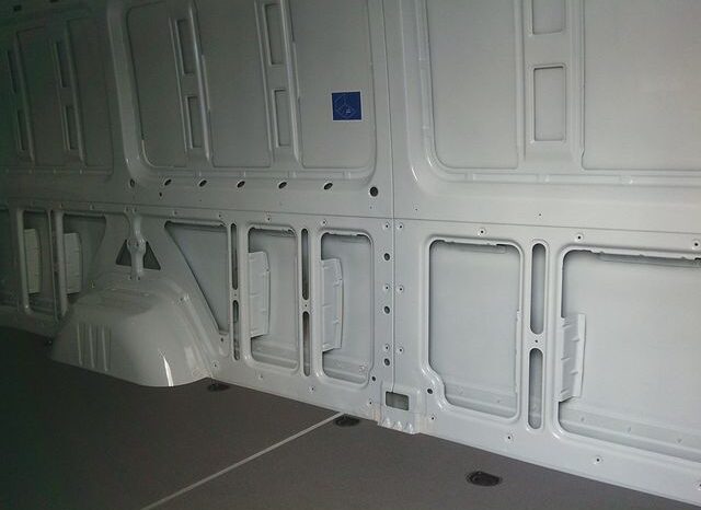 
								2025 Mercedes-Benz Sprinter Cargo Van full									