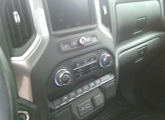 
								2024 Chevrolet Silverado 1500 full									