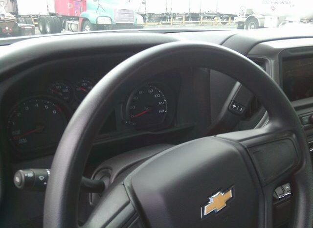 
								2024 Chevrolet Silverado 1500 full									