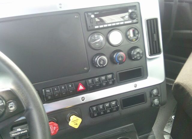 
								2023 Western Star 49X full									