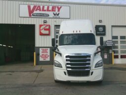 
										2021 Freightliner Cascadia full									