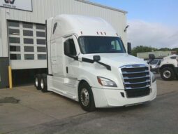 
										2021 Freightliner Cascadia full									