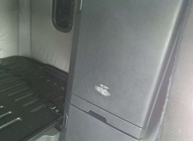 
								2020 Freightliner Cascadia full									