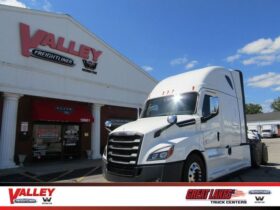 2023 Freightliner Cascadia 126