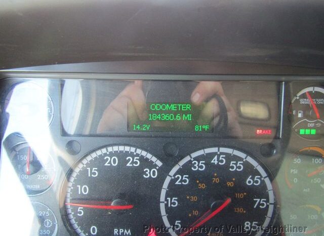 
								2022 Freightliner M2 106 full									