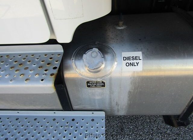 
								2022 Freightliner M2 106 full									