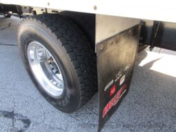 
										2022 Freightliner M2 106 full									