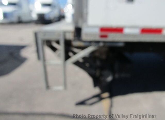 
								2022 Freightliner M2 106 full									