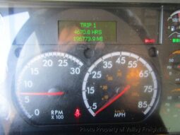 
										2022 Freightliner M2 106 full									