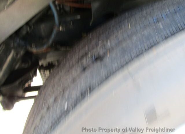 
								2020 Freightliner Cascadia 126 full									